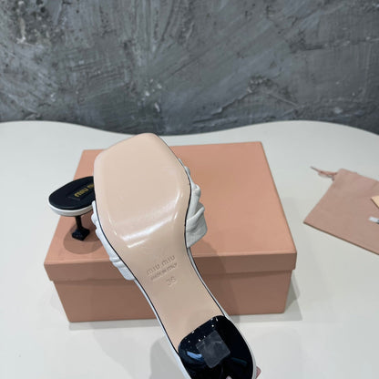 HIGH - HEEL WHITE MIX BLACK SHEEPSKIN WITH STYLIZED STRAPS