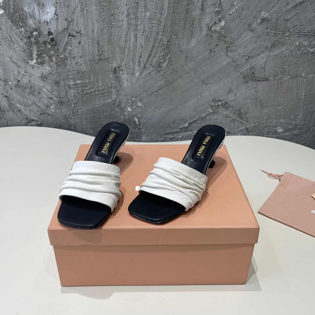 HIGH - HEEL WHITE MIX BLACK SHEEPSKIN WITH STYLIZED STRAPS