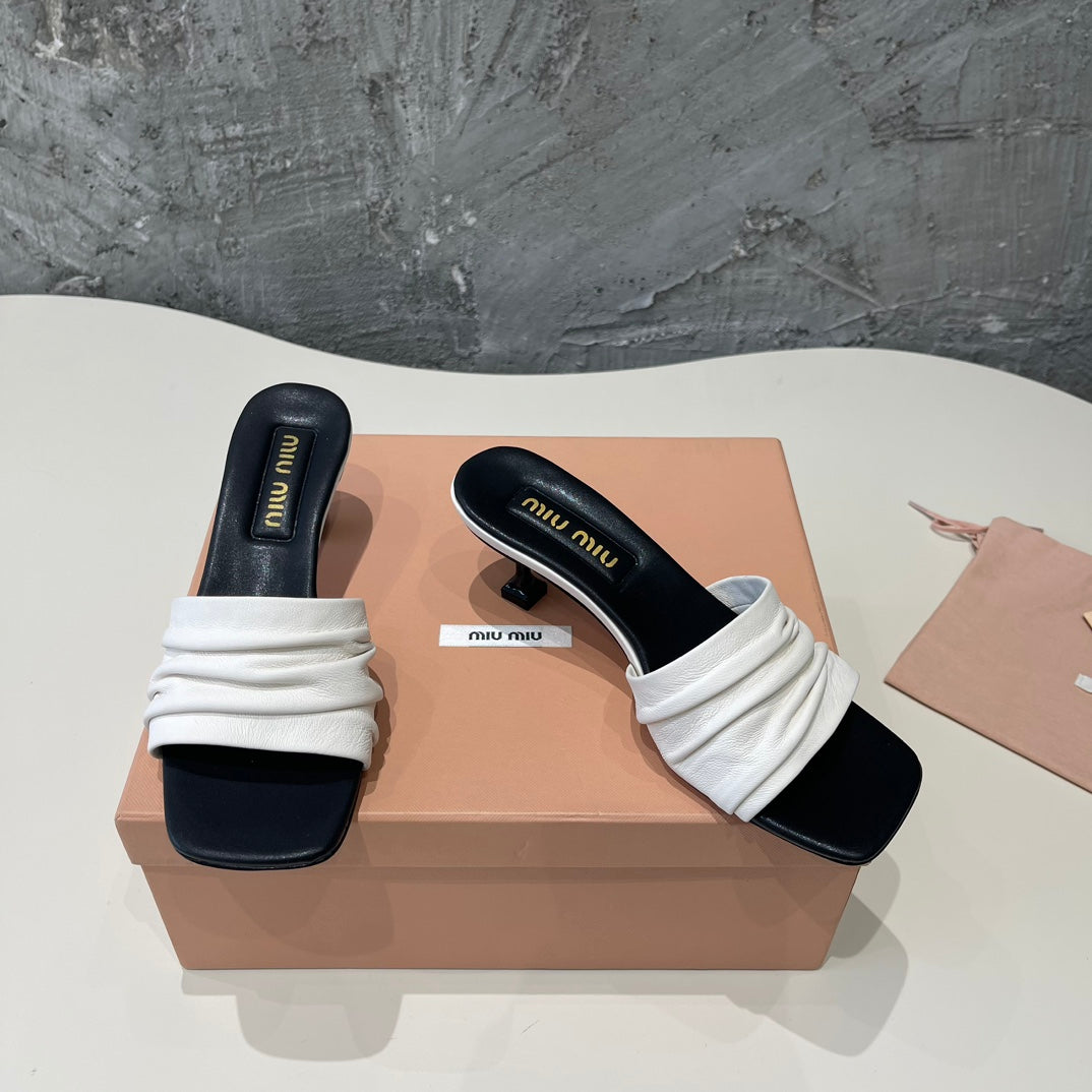 HIGH - HEEL WHITE MIX BLACK SHEEPSKIN WITH STYLIZED STRAPS