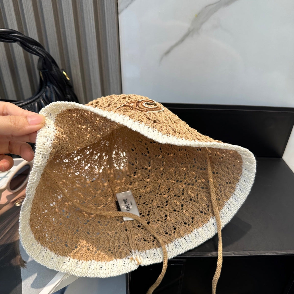 BUCKET HAT MODEL 652270 IN LIGHT BROWN CROCHET