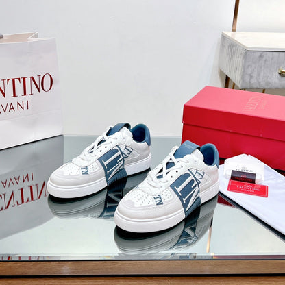 VL7N LOW-TOP WHITE CALFSKIN AND AEGEAN BLUE FABRIC SNEAKER WITH BANDS
