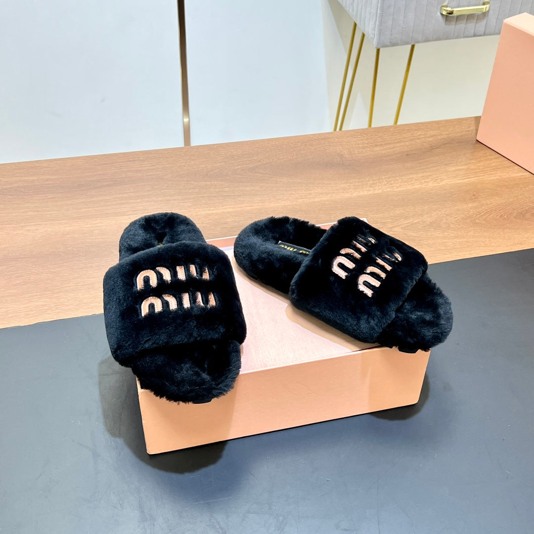 FUR SLIPPER BLACK