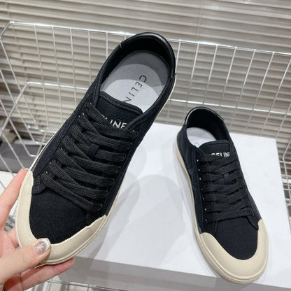 JANE SNEAKERS LOW LACE-UP WITH TRIOMPHE PATCH IN CANVAS AND CALFSKIN BLACK