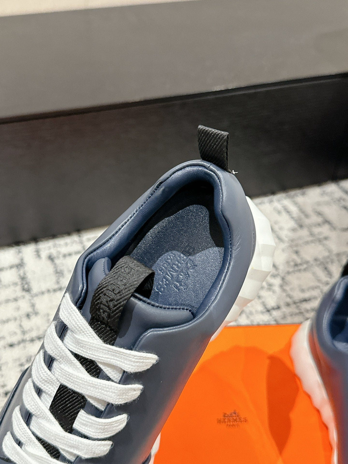 BOUNCING SNEAKER IN SPACE BLUE CALFSKIN
