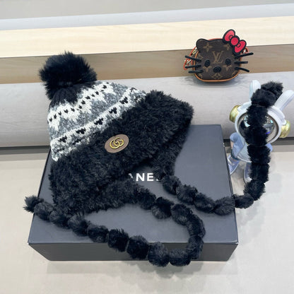 BEANIE HAT IN COLORFUL WOOL 400957