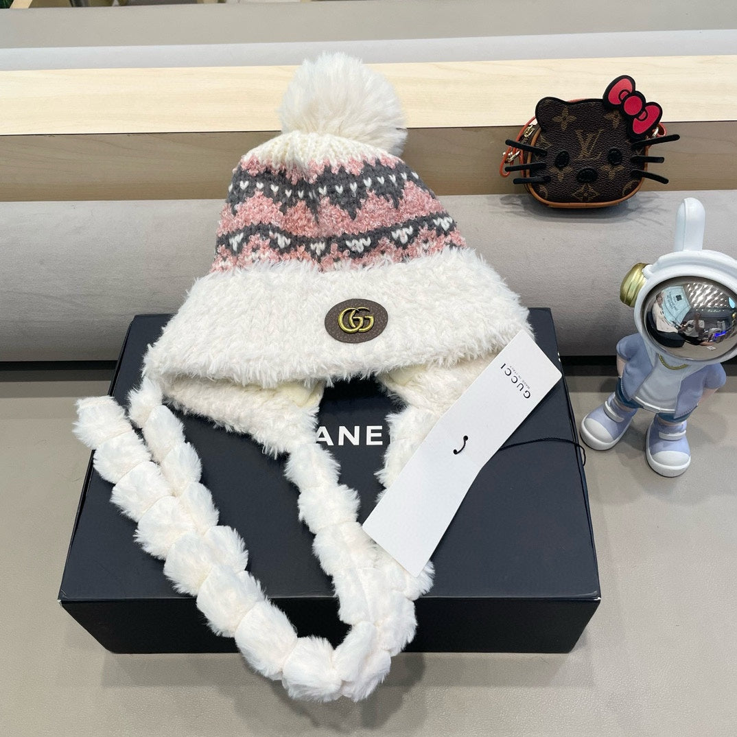 BEANIE HAT IN COLORFUL WOOL 400959
