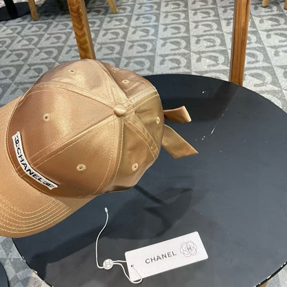 BASEBALL HAT IN GOLD SILK SATIN 404866