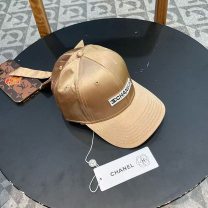 BASEBALL HAT IN GOLD SILK SATIN 404866
