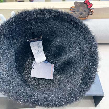 BUCKET HAT IN BLACK RABBIT FUR 404833