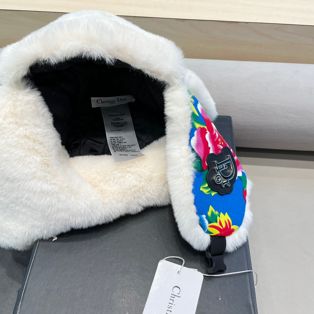 TRAPPER HAT IN COLORFUL VELVET AND RABBIT FUR 416388