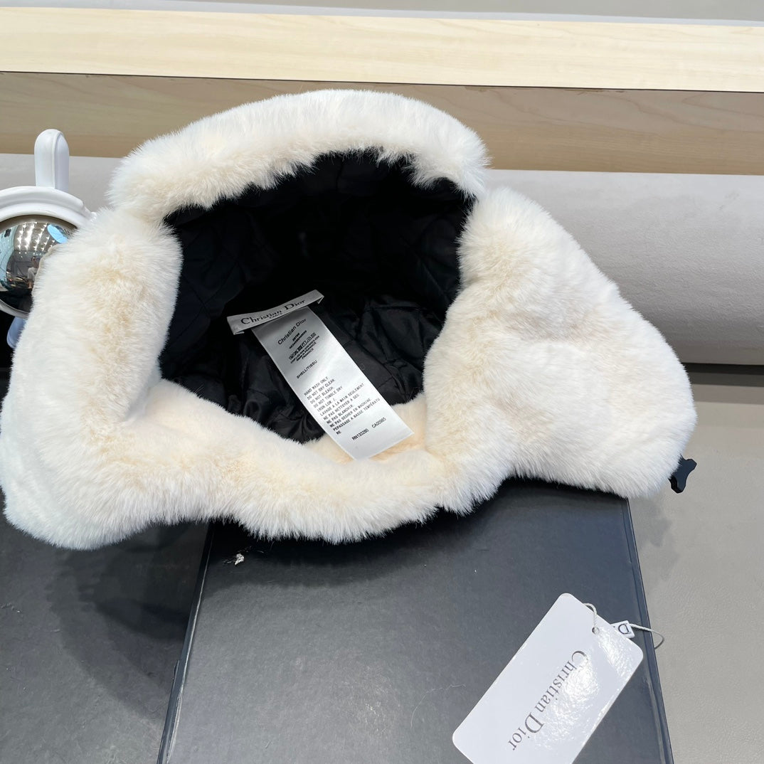 TRAPPER HAT IN COLORFUL VELVET AND RABBIT FUR 416387