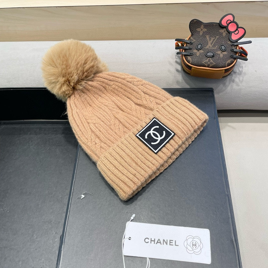 BEANIE HAT IN SEPIA TAN WOOL 422177