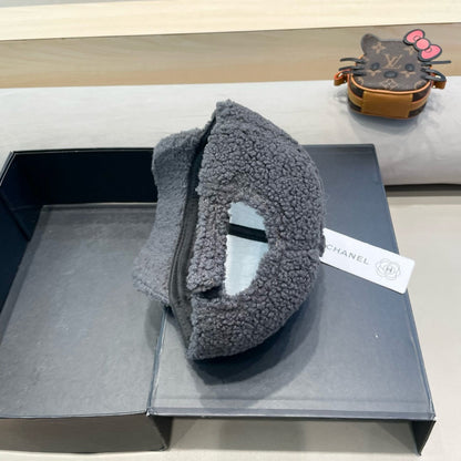 BASEBALL HAT IN MOUSE GRAY LAMB FUR 424254