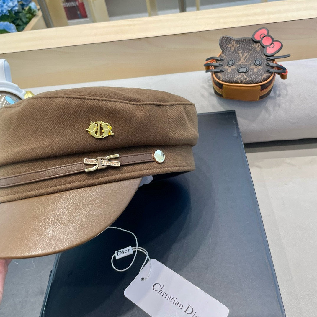 BAKER BOY HAT IN COFFEE BROWN COTTON AND LEATHER 428245