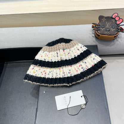 STRIPED KNITTED BUCKET HAT COLORFUL 428100