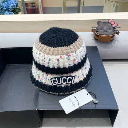 STRIPED KNITTED BUCKET HAT COLORFUL 428100