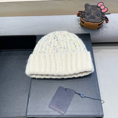 KNITTED BEANIE HAT IN WHITE WOOL 431620