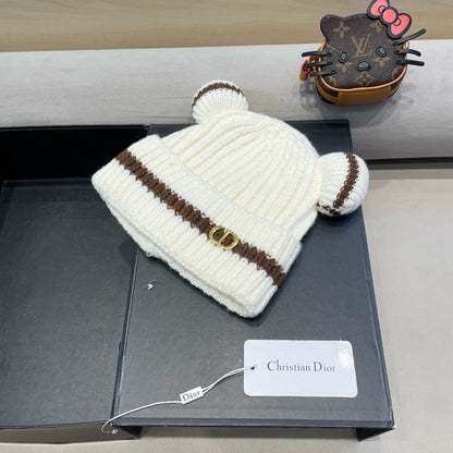 STRIPED BEANIE HAT WITH CUTE BEAR EARS IN WHITE WOOL 433436
