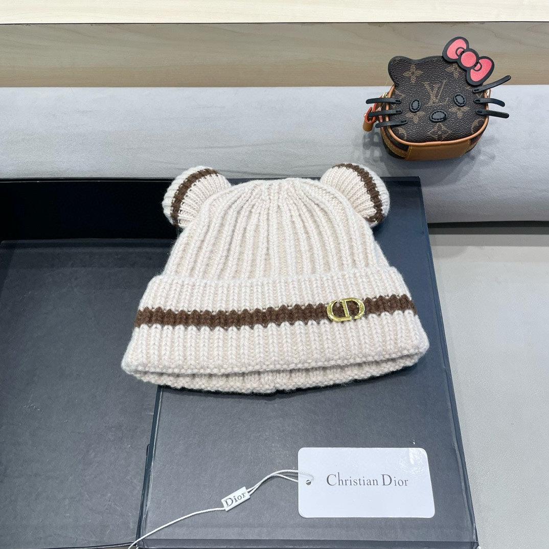 STRIPED BEANIE HAT WITH CUTE BEAR EARS IN BEIGE WOOL 433437