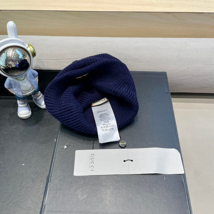 BEANIE HAT IN NAVY BLUE WOOL 433462