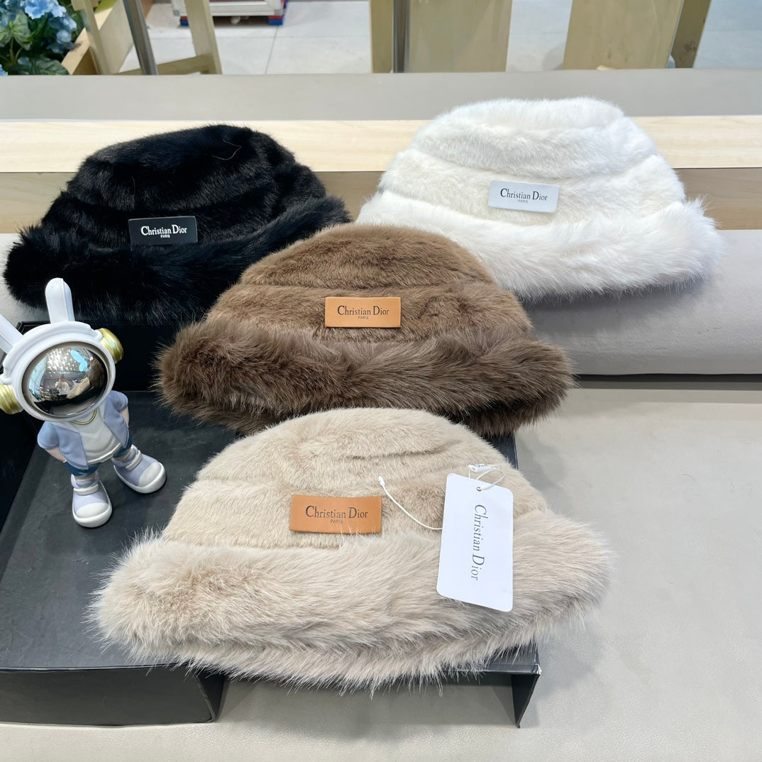 BUCKET HAT IN BLACK MINK FUR 433472