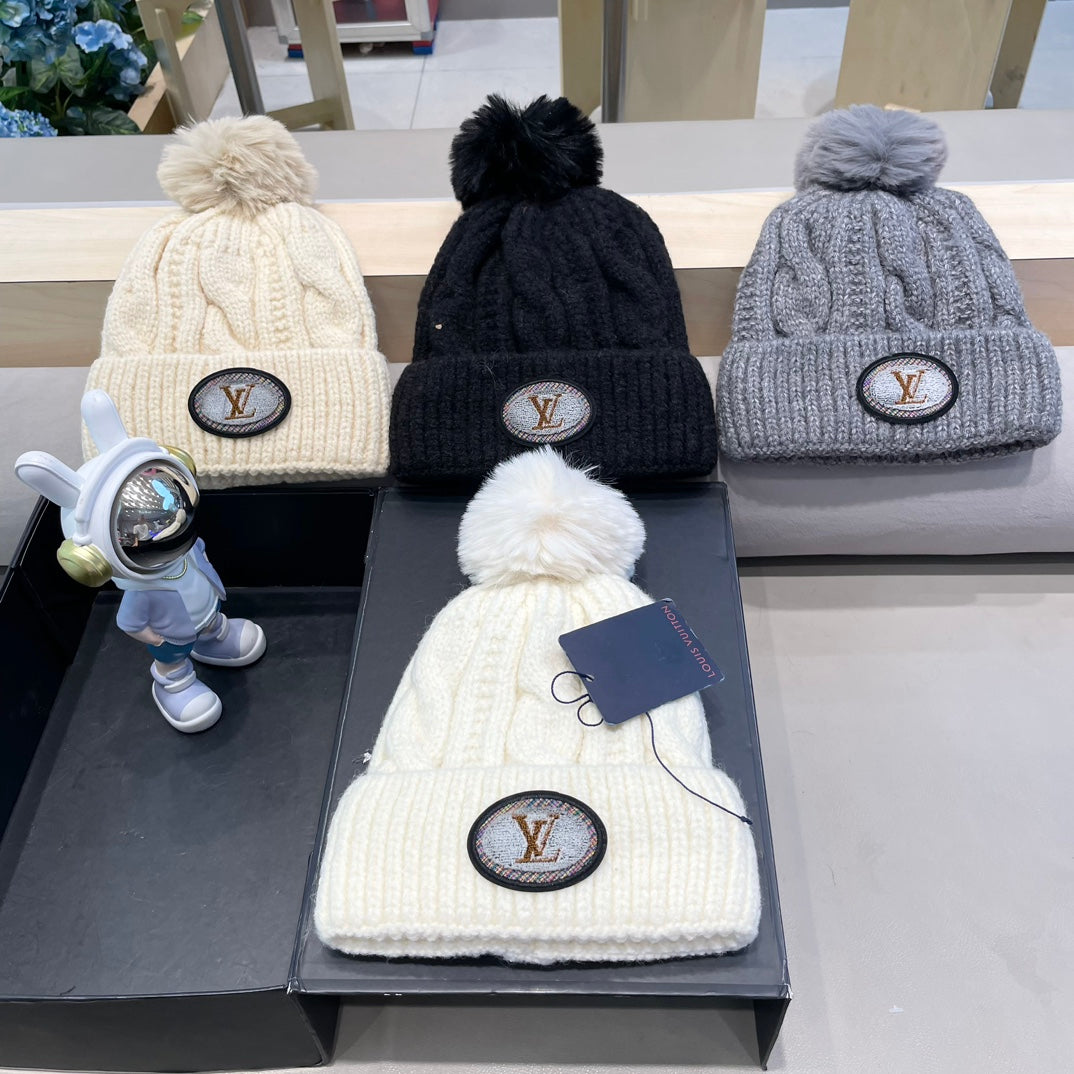 BEANIE HAT IN BEIGE WOOL 433484