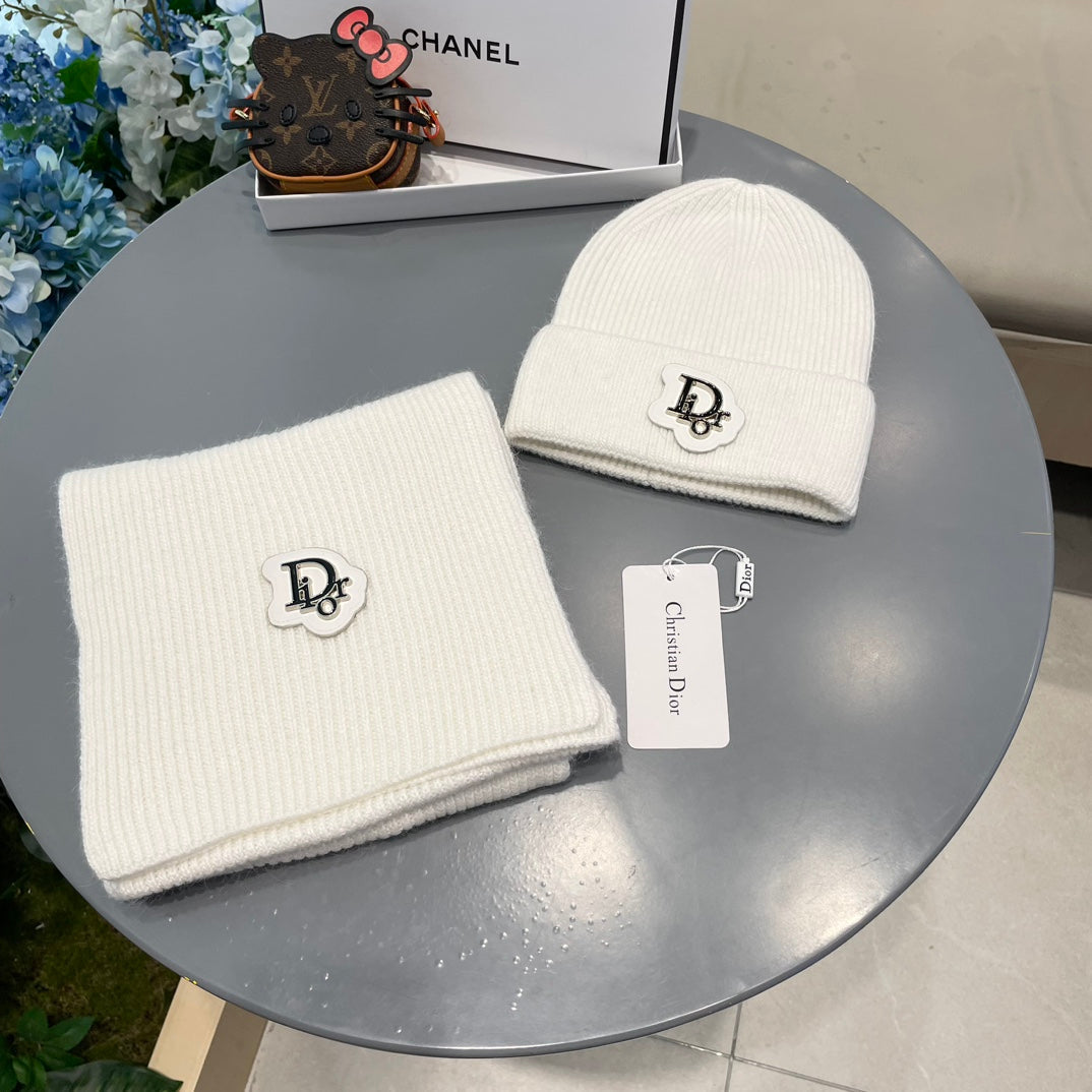 SET SCARF AND HAT IN WHITE CASHMERE WOOL 433244