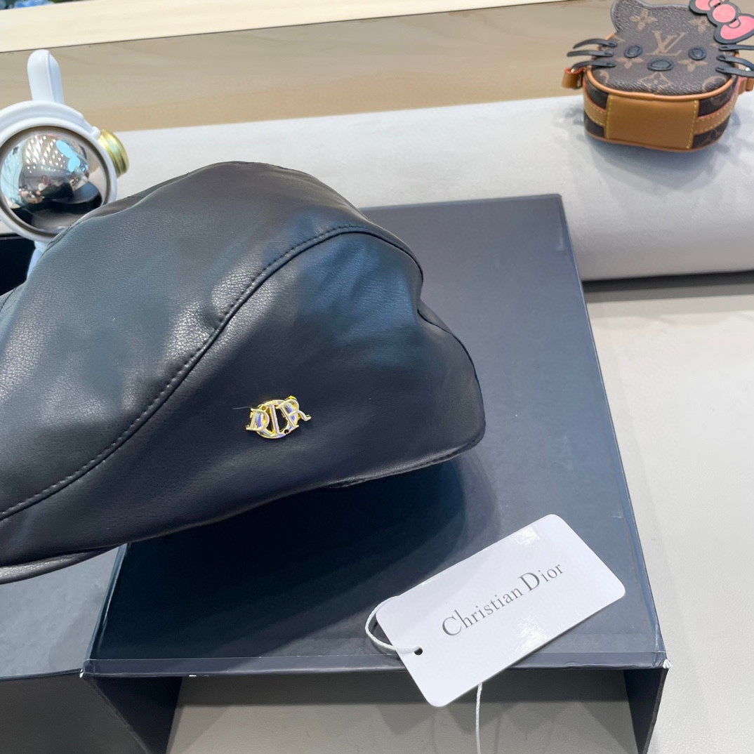 BAKER BOY HAT IN BLACK LEATHER 436766