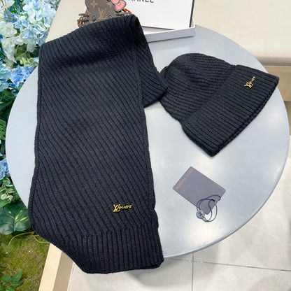 SET SCARF AND HAT IN BLACK WOOL 436222