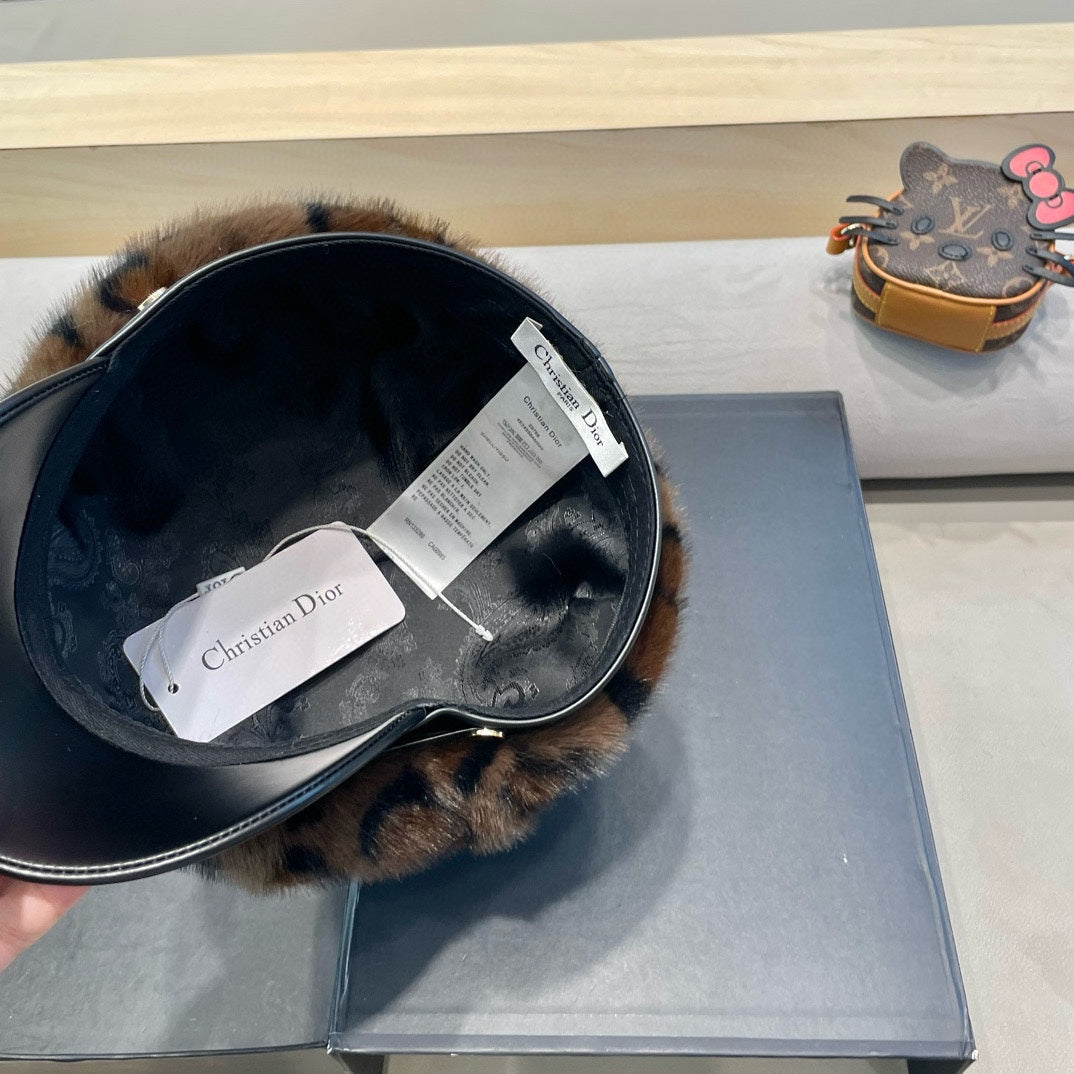 BAKER BOY HAT IN BROWN MINK FUR 438088