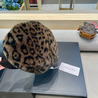BAKER BOY HAT IN CHOCOLATE BROWN MINK FUR 438090