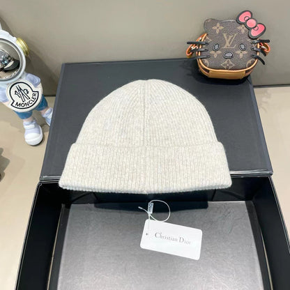 KNITTED BEANIE HAT IN IVORY BEIGE WOOL AND RABBIT FUR 439677