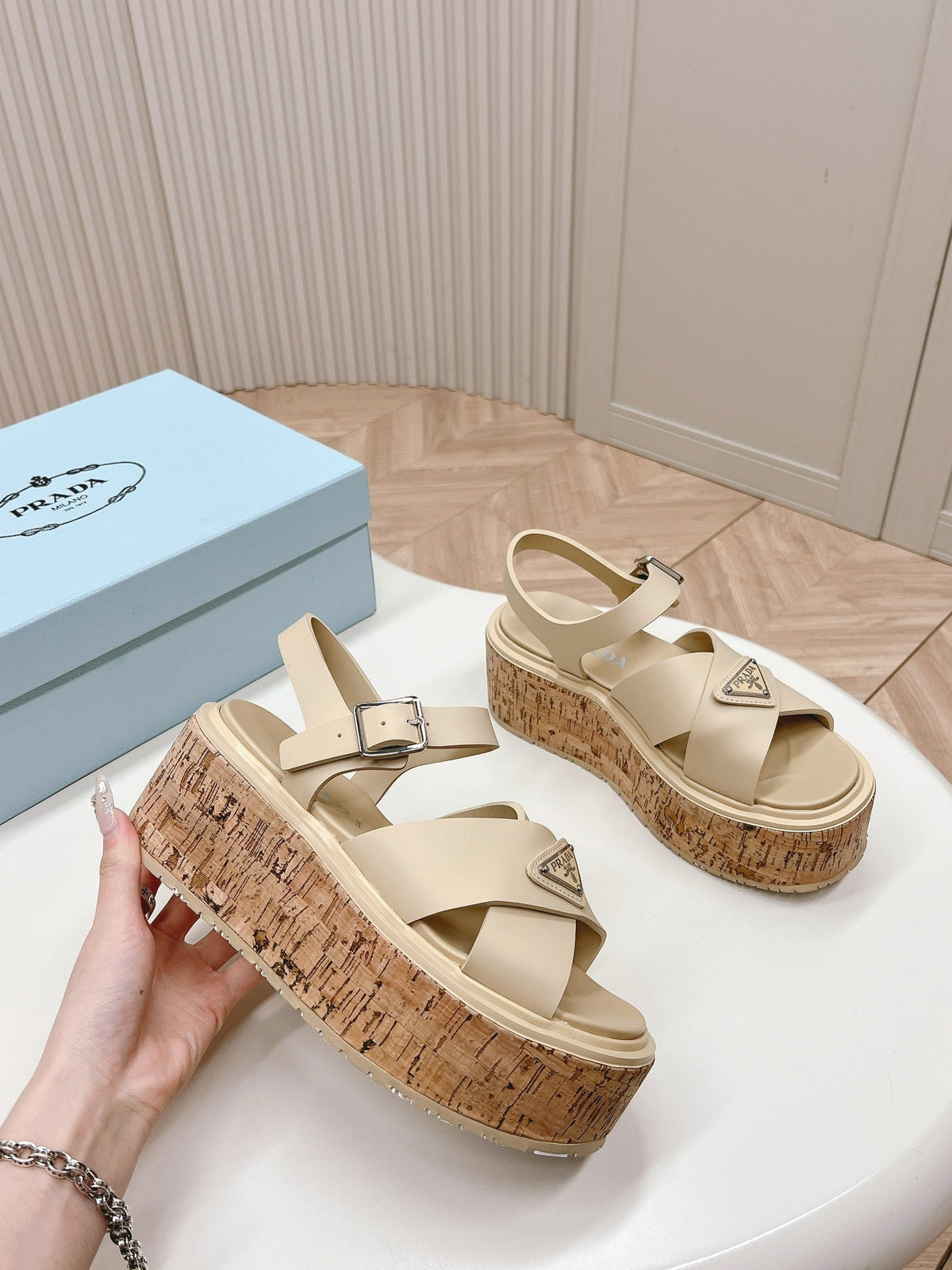 PRA WEDGE PLATFORM SANDALS BEIGE CALFSKIN