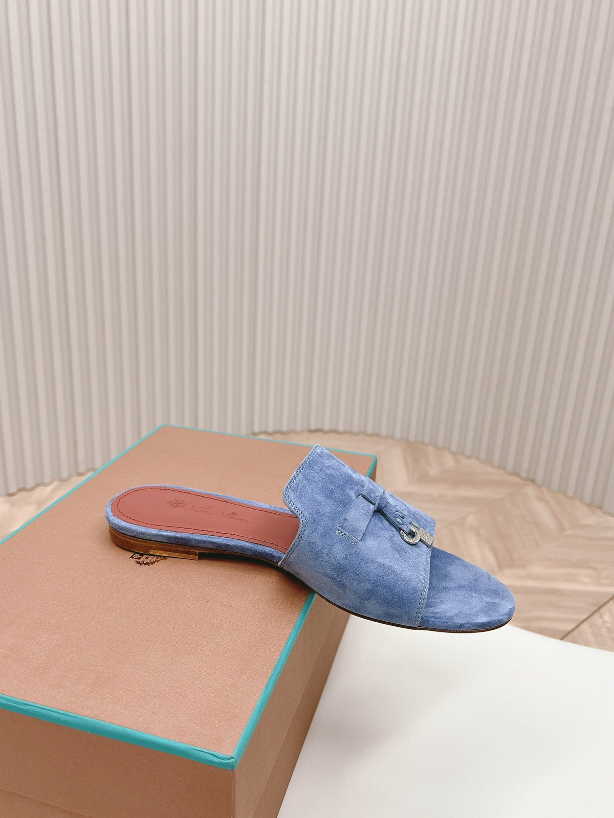 LP SUMMER CHARMS SANDALS IN AEGEAN SUEDE