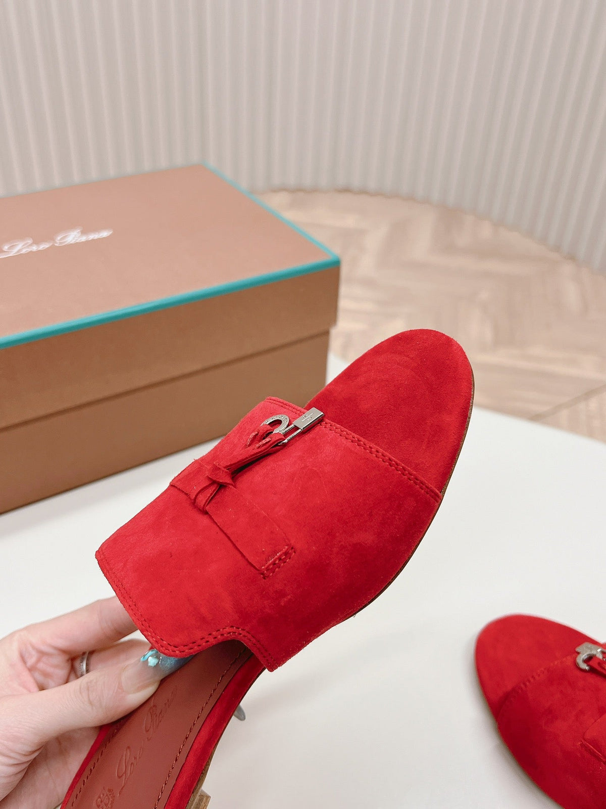 LP SUMMER CHARMS SANDALS IN CHERRY SUEDE