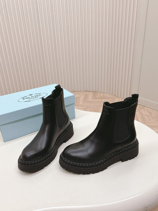 PRA BRUSHED BOOTIES BLACK CALFSKIN