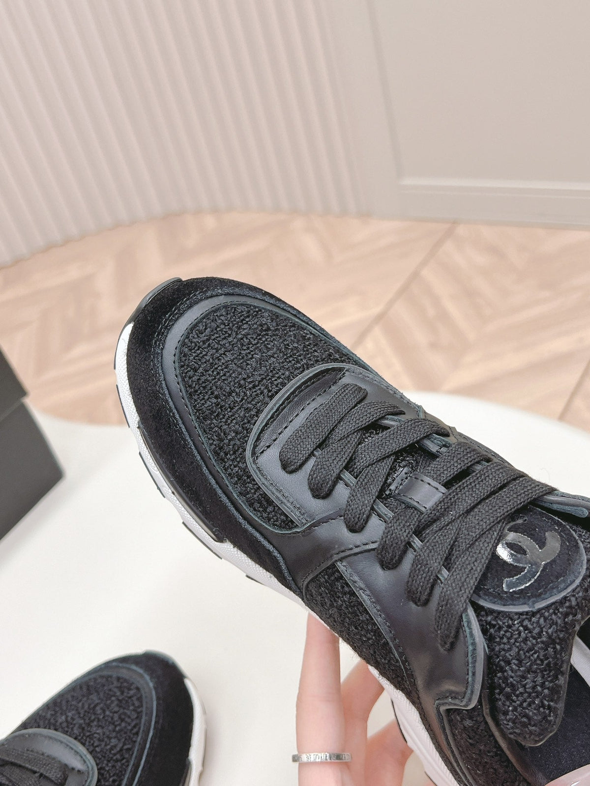TRAINERS IN BLACK SUEDE AND CALFSKIN
