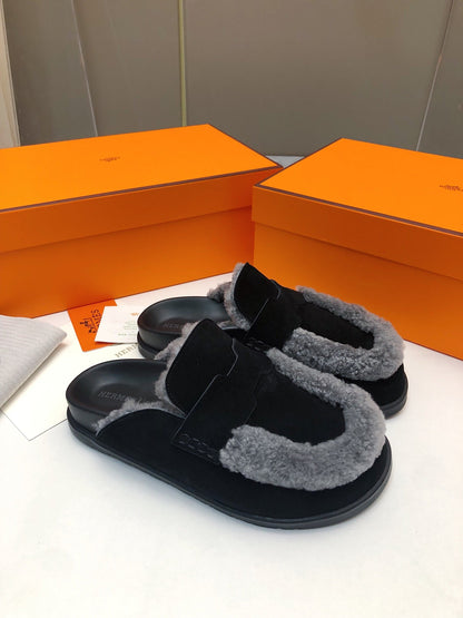 GO MULE IN BLACK SUEDE ATTACH LIGHT GRAY FLEECE