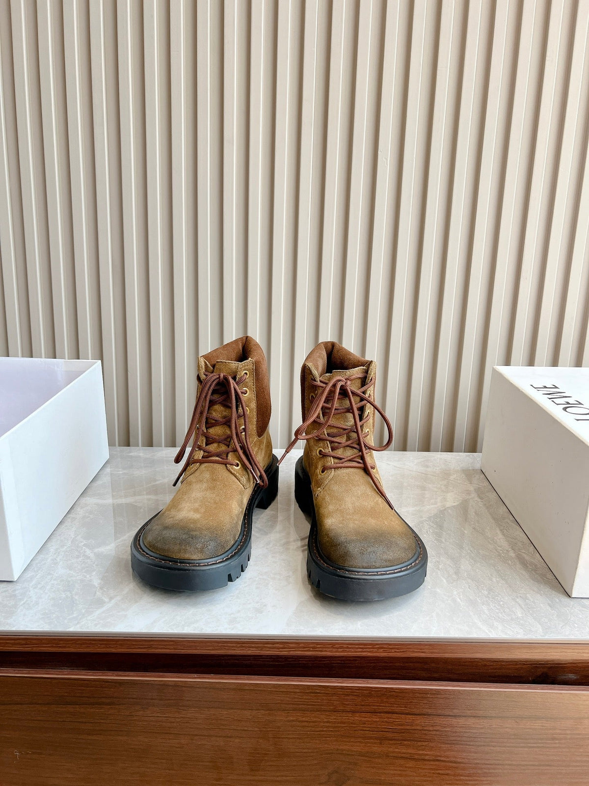 LW SIERRA COMBAT BOOT BROWN AND BLACK SUEDE