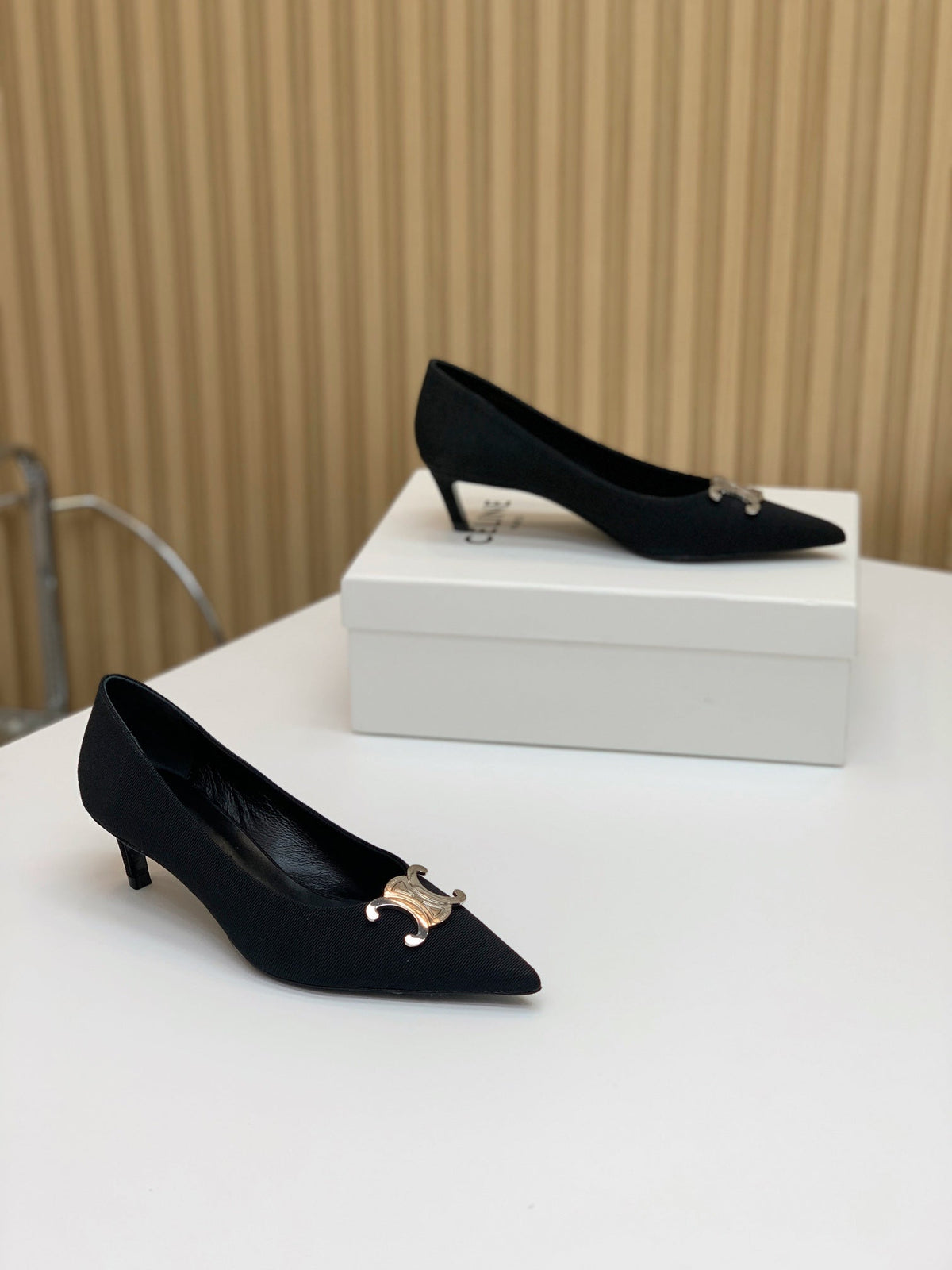 MEDIUM-HEELED 50MM PUMP IN BLACK SUEDE