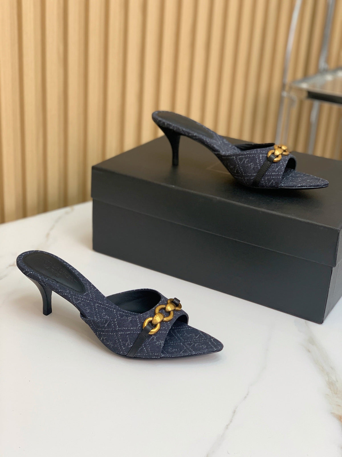 SL CHAIN ATTACH HEELED MULES INDIGO DENIM
