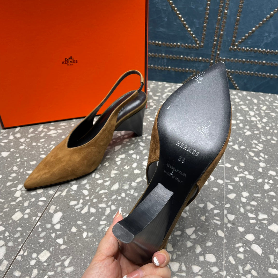 HIGH SLINGBACKS 7 CM IN CIDER BROWN SUEDE