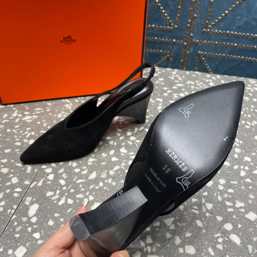 HIGH SLINGBACKS 7 CM IN BLACK SUEDE