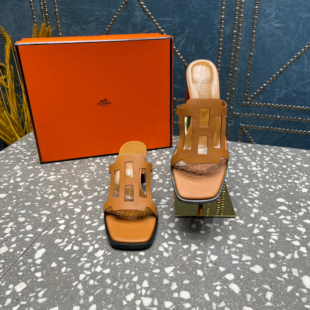 IZZY 50 MM SANDAL IN BRONZE BROWN SHEEPSKIN