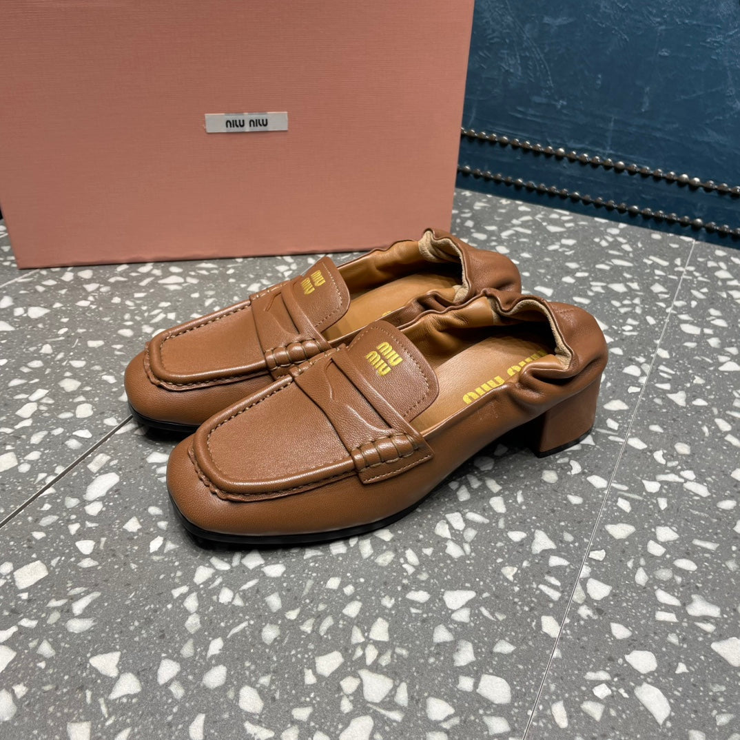 HIGH BROGUE LOAFERS IN CARAMEL BROWN LAMBSKIN