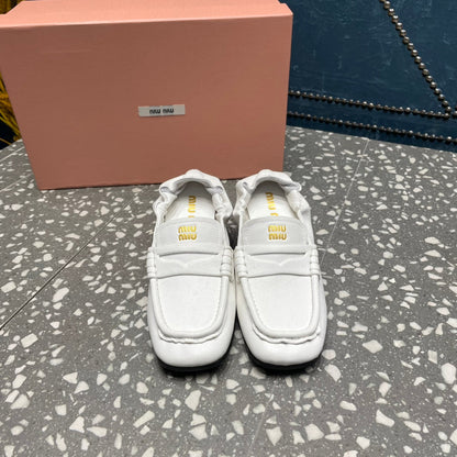 HIGH BROGUE LOAFERS IN WHITE LAMBSKIN