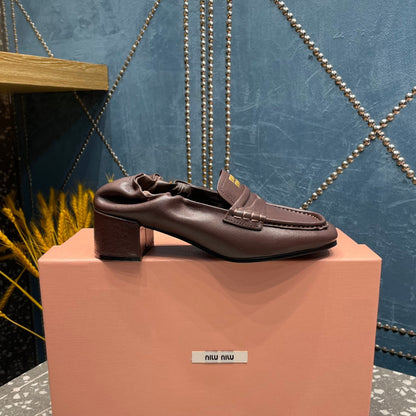HIGH BROGUE LOAFERS IN CHESTNUT BROWN LAMBSKIN