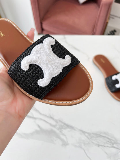 LYMPIA MULE BLACK RAFFIA AND WHITE WOOL LOGO