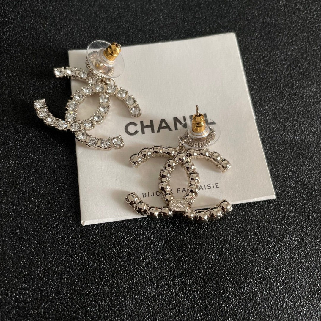 VINTAGE DOUBLE C STUD EARRINGS IN GOLD METAL FULLY EMBELLISHED CRYSTALS