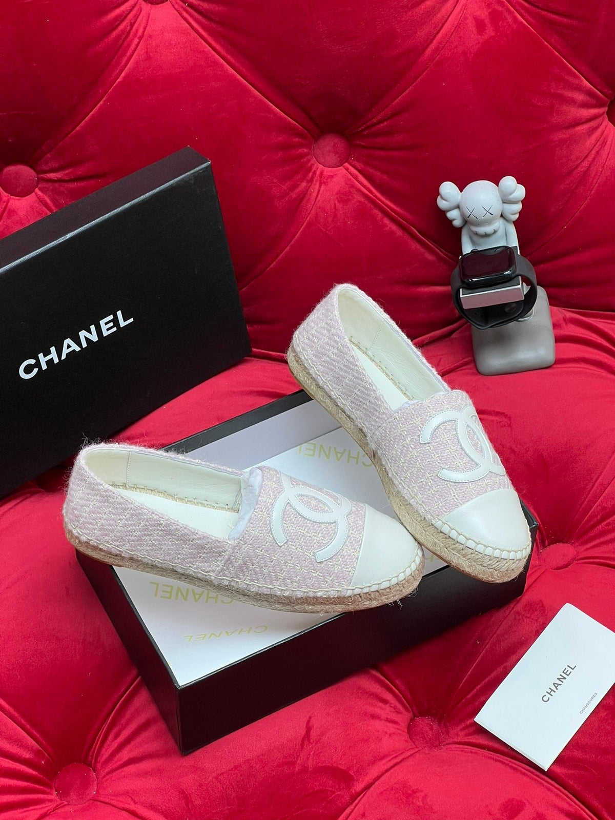 WOVEN LOAFERS IN LIGHT PINK FABRIC